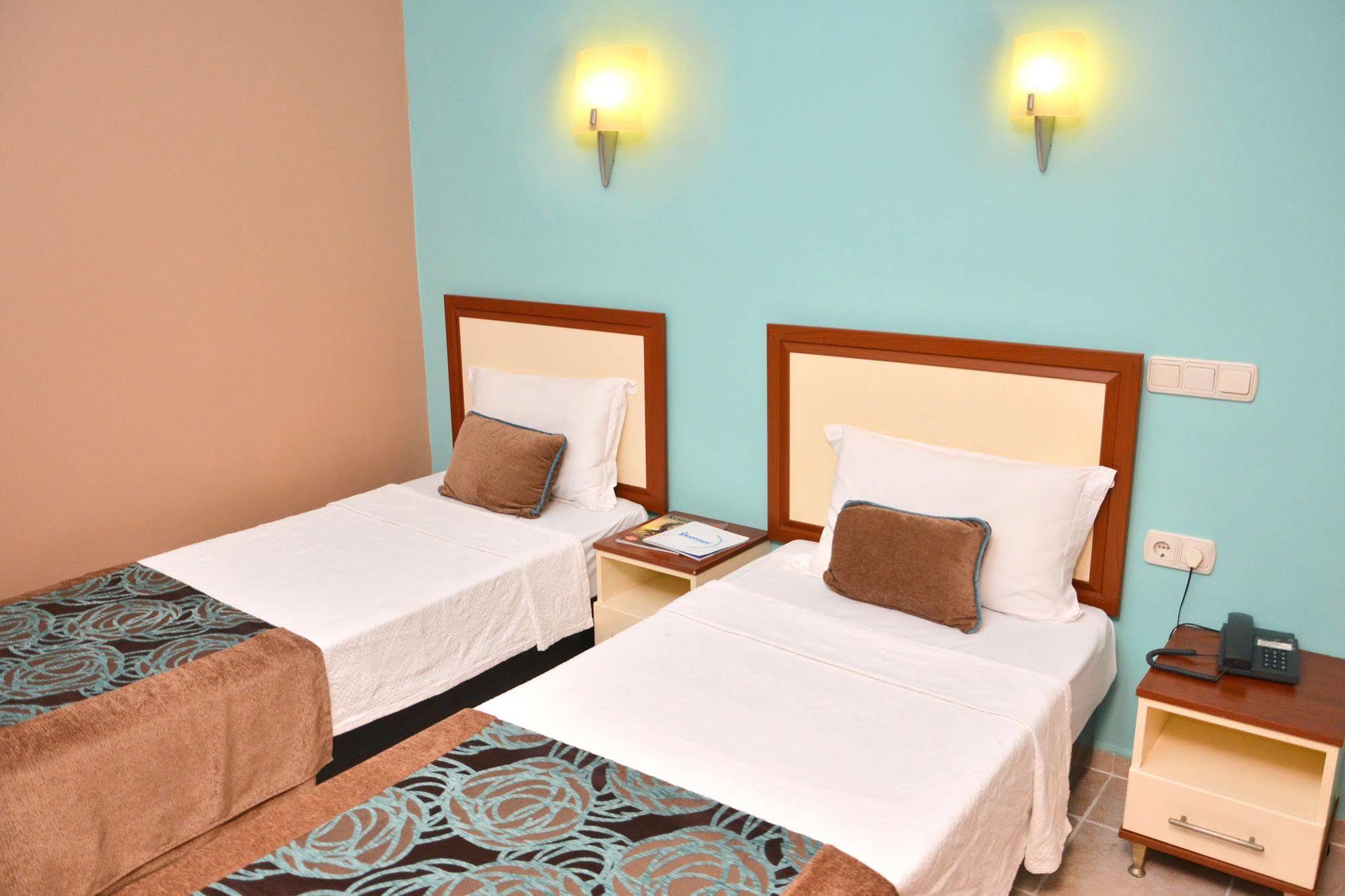 Cekmen Hotel Kemer Exterior photo